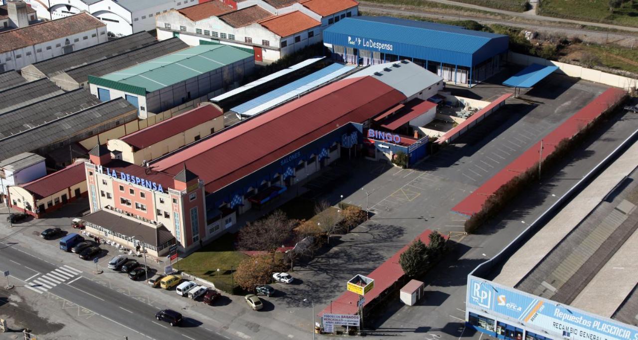 Hostal La Despensa De Extremadura ปลาเซนเซีย ภายนอก รูปภาพ