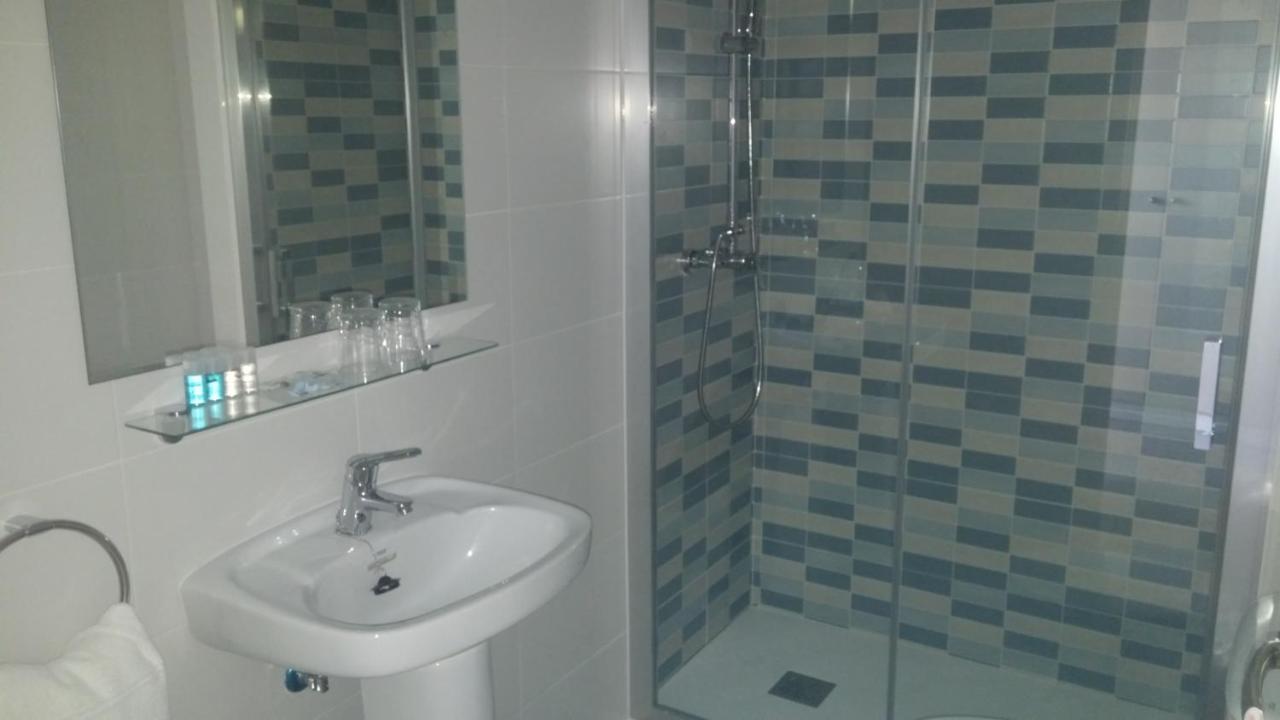 Hostal La Despensa De Extremadura ปลาเซนเซีย ภายนอก รูปภาพ